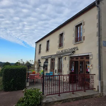 Hotel La Claie Des Champs *